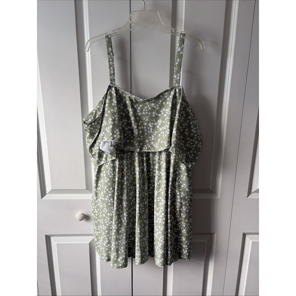 BloomChic Ditsy Floral Swim Dress Size  22-24